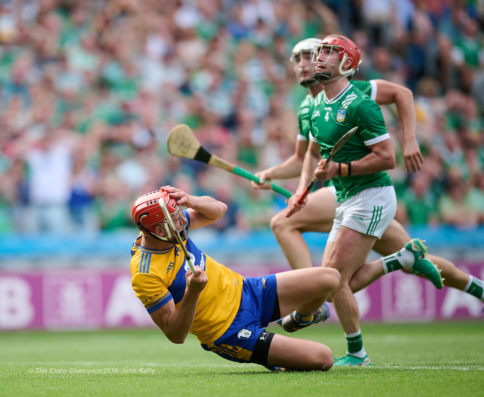 Cruel late twist floors brave Banner - The Clare Champion